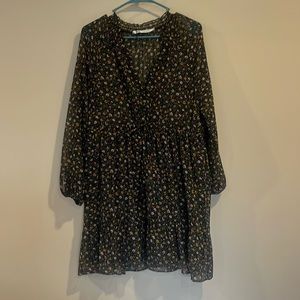 Womens Zara floral dress. Size medium